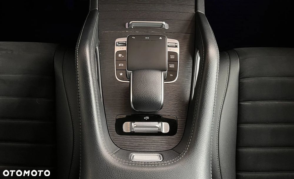 Mercedes-Benz GLE - 17