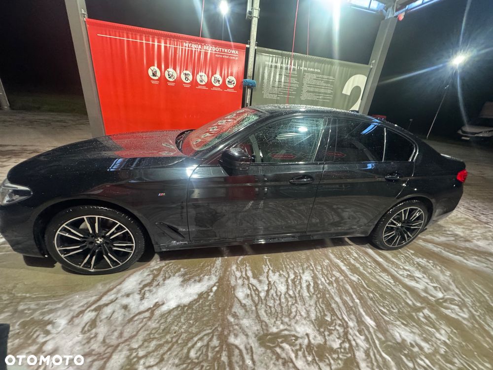 BMW Seria 5 540d xDrive Luxury Line sport - 7