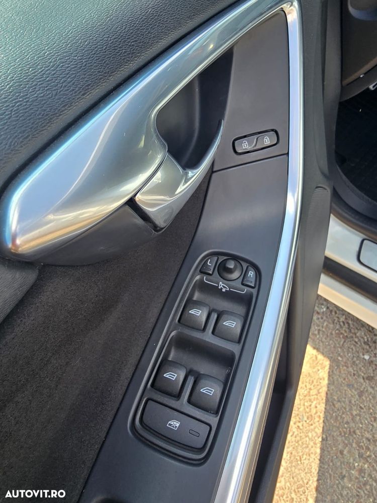 Volvo XC 60 - 15
