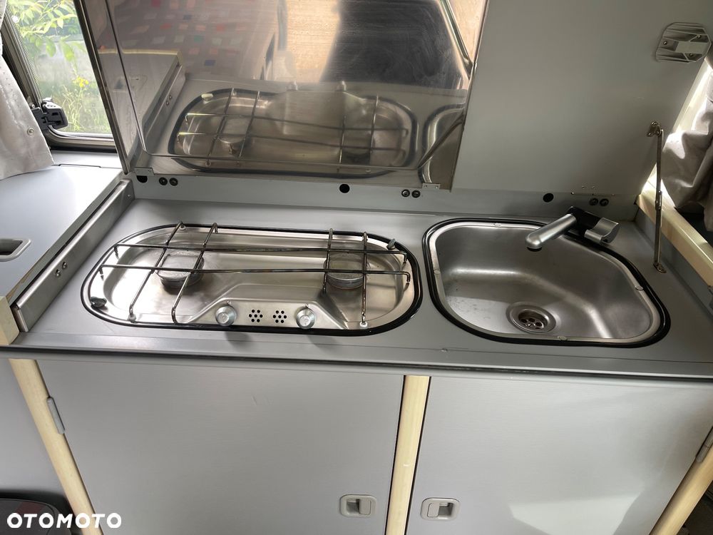 Volkswagen California - 12