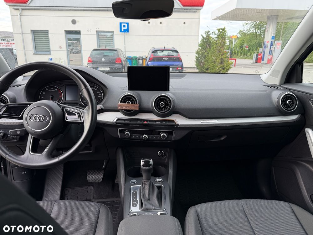 Audi Q2 35 TFSI Advanced S tronic - 9