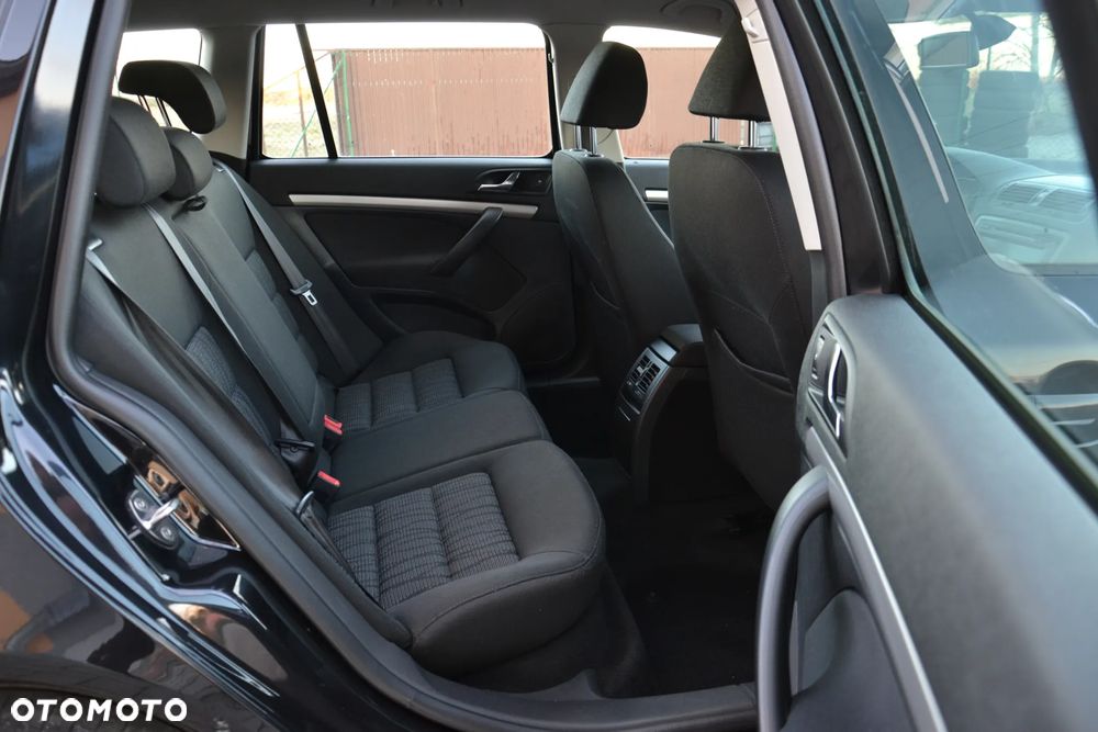 Skoda Octavia 1.6 TDI Ambition - 30