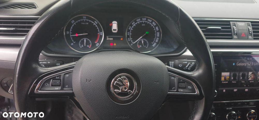 Skoda Superb 2.0 TDI Ambition DSG7 - 10