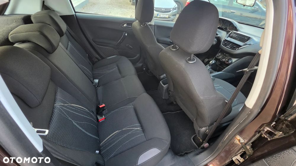 Peugeot 208 1.4 VTi Active - 8