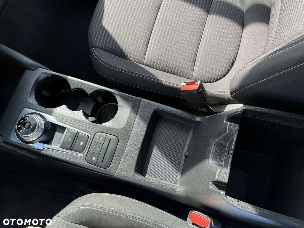 Ford Kuga 2.0 EcoBlue 4x4 TITANIUM - 18