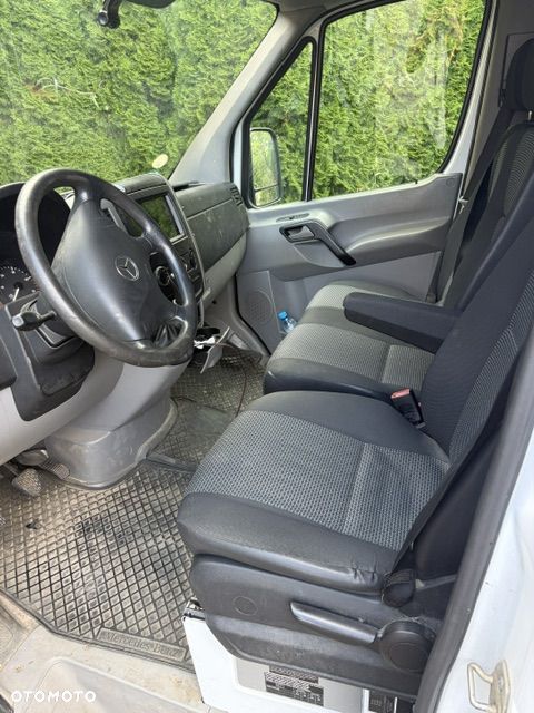 Mercedes-Benz SPRINTER - 13