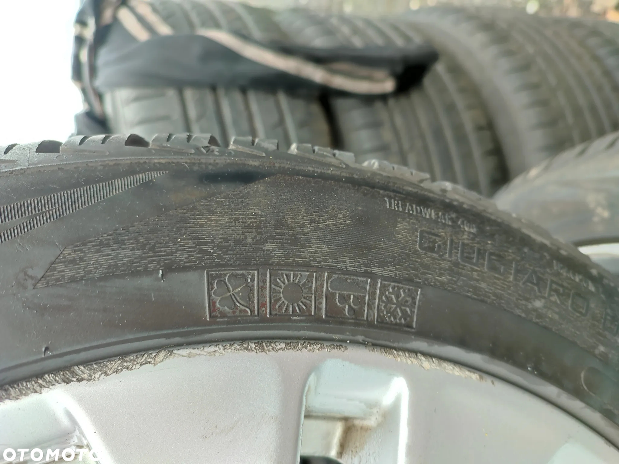 Koła kompletne całoroczne Mercedes 7.5Jx17 ET47 17 cali 225/45 R17 - 2