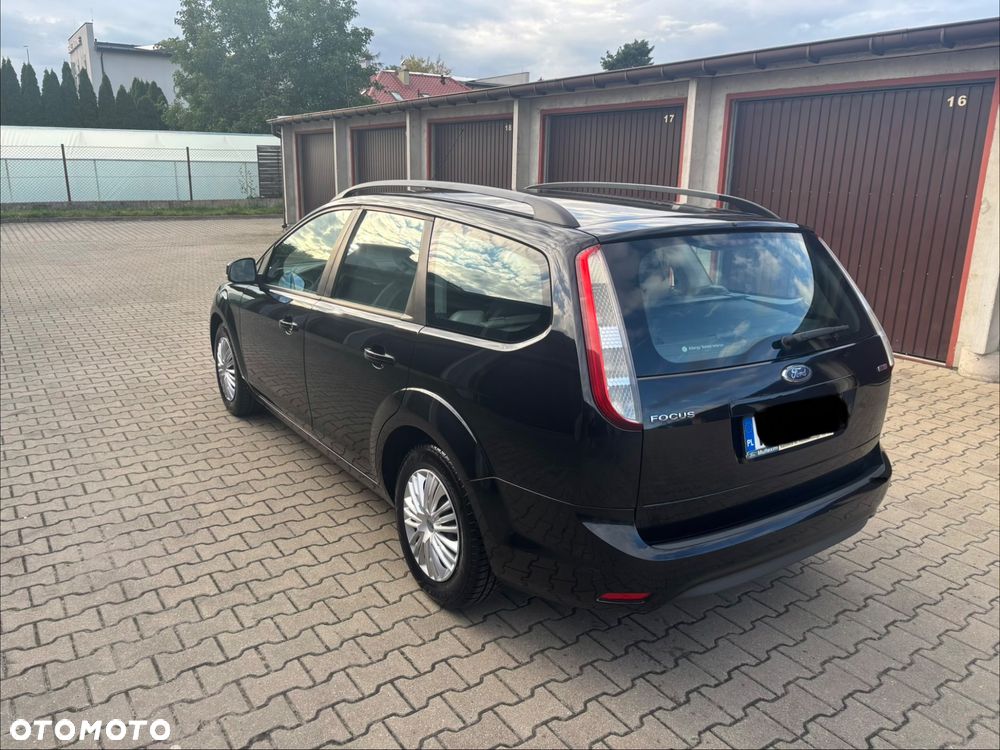 Ford Focus 1.6 TDCi Ambiente - 4