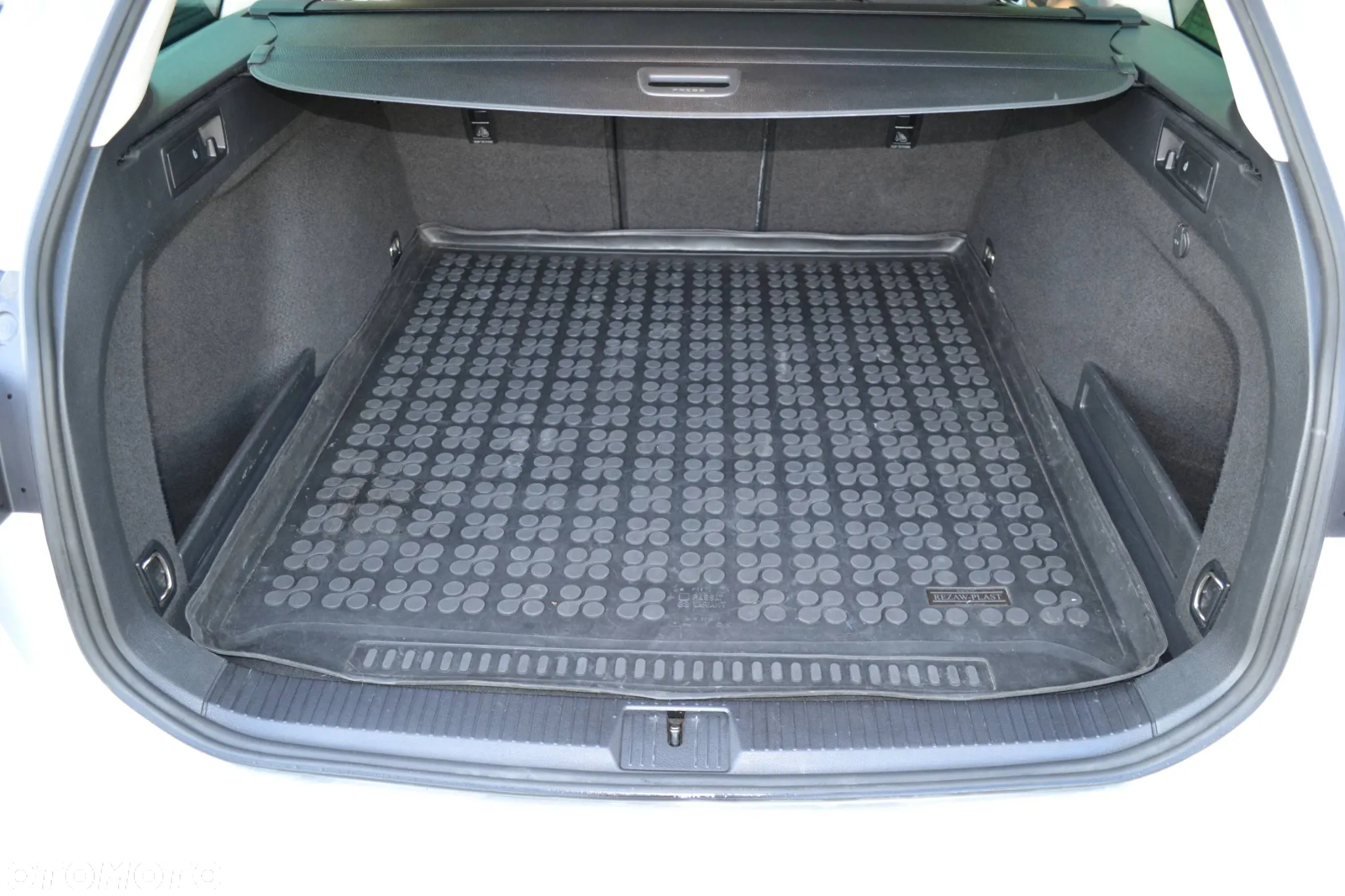 Volkswagen Passat 2.0 TDI BMT Comfortline - 15
