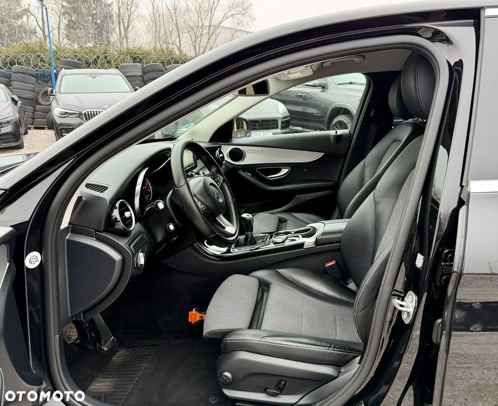 Mercedes-Benz Klasa C 180 (BlueTEC) d Avantgarde - 15