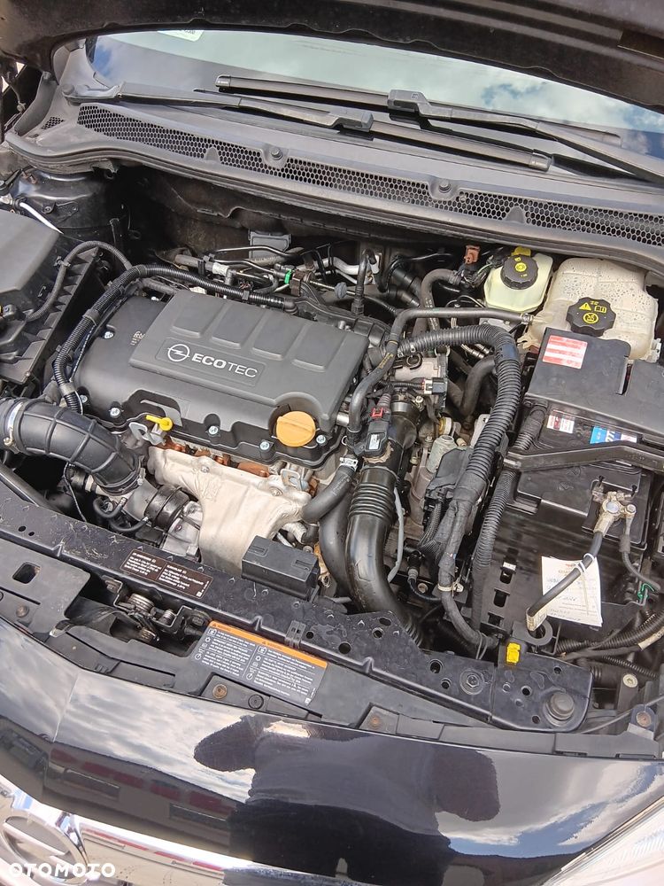 Opel Astra 1.4 T Sport - 10