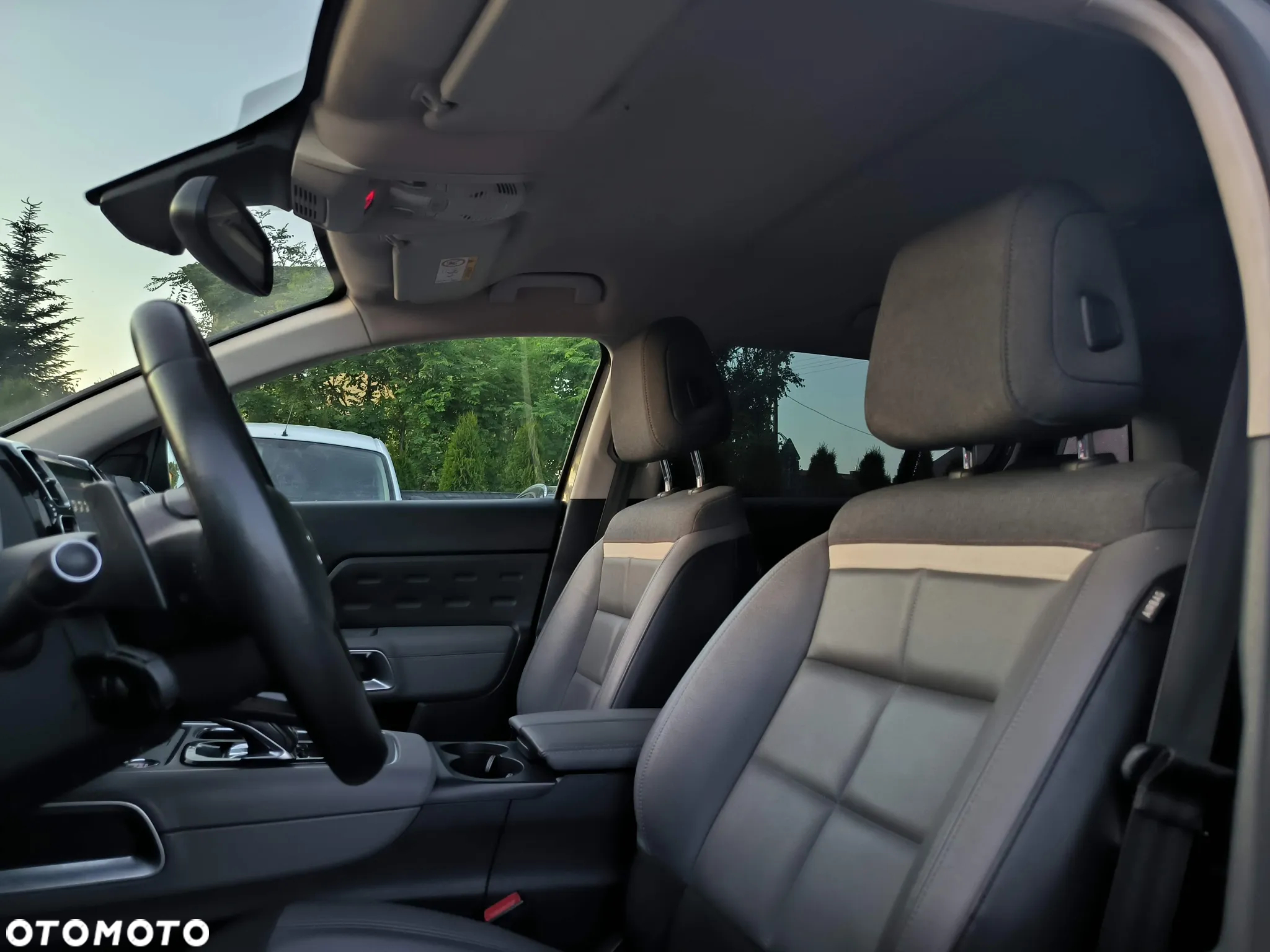Citroën C5 Aircross 1.2 PureTech Shine Pack EAT8 - 28