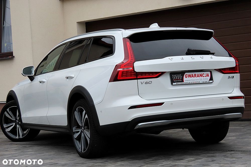 Volvo V60 Cross Country B4 D AWD Geartronic - 9