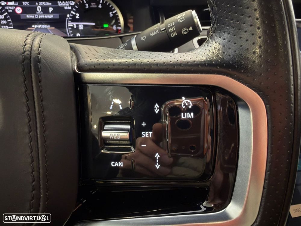 Land Rover Range Rover Evoque 1.5 P300e AWD Bronze Collection Auto - 18