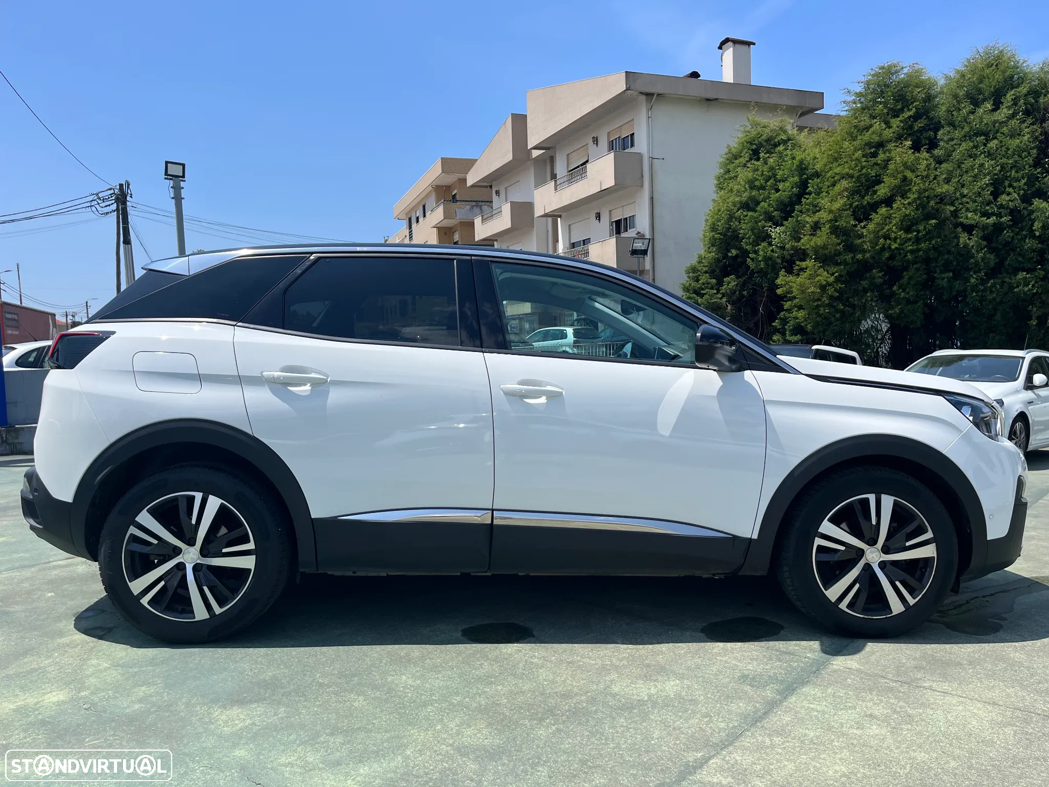 Peugeot 3008 1.2 PureTech Allure EAT6 - 11
