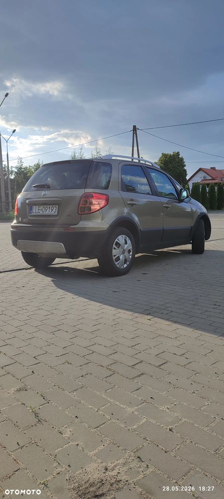 Fiat Sedici 1.9 Multijet DPF 4x4 Emotion - 4