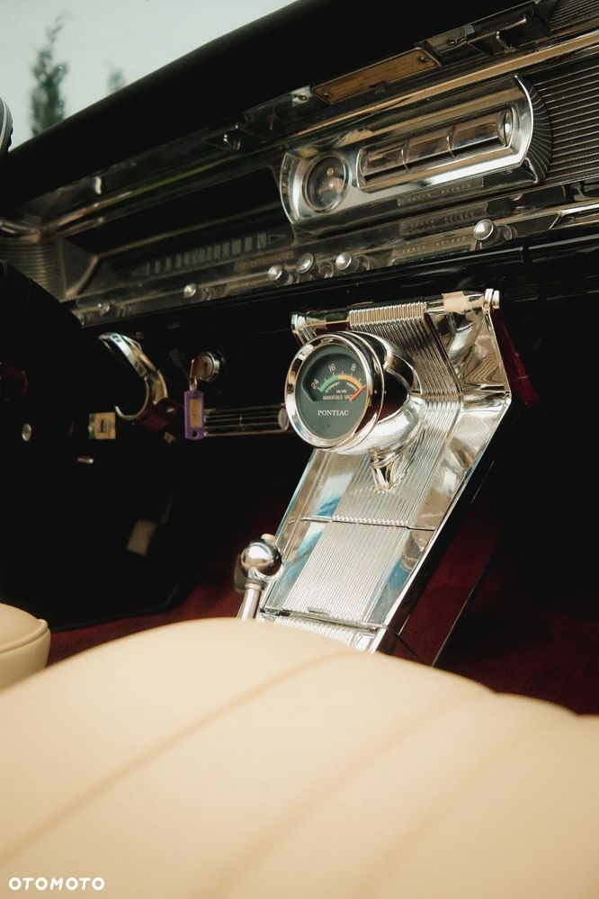 Pontiac Bonneville - 19