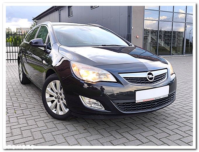 Opel Astra 1.7 CDTI DPF Design Edition - 7