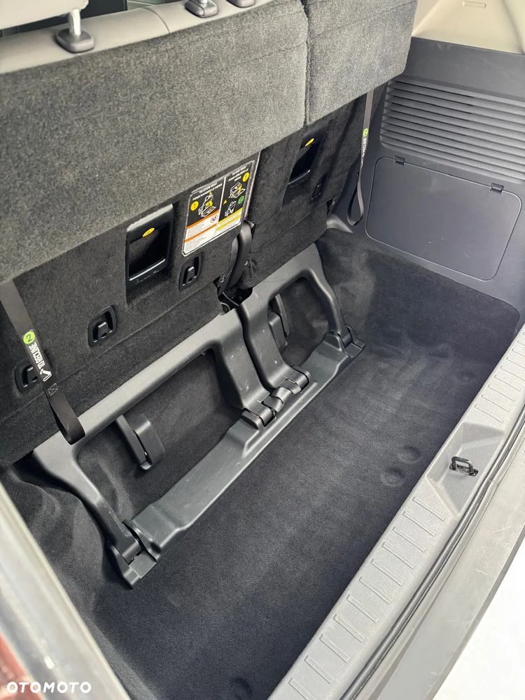 Toyota Sienna - 14