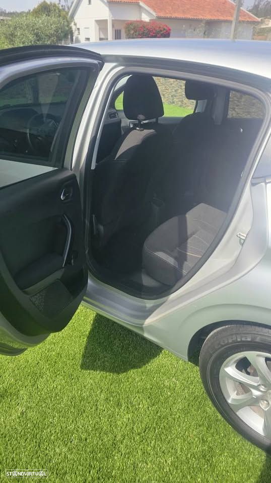 Peugeot 208 1.2 VTi Allure - 7