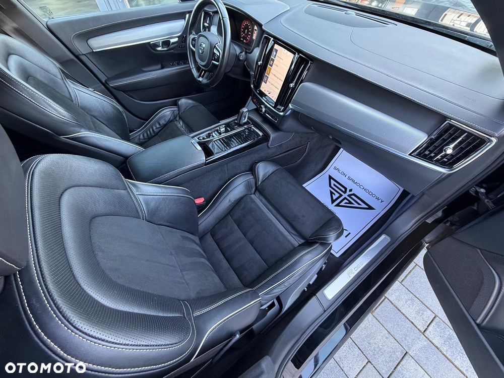 Volvo V90 T8 AWD Plug-In Hybrid R-Design - 21