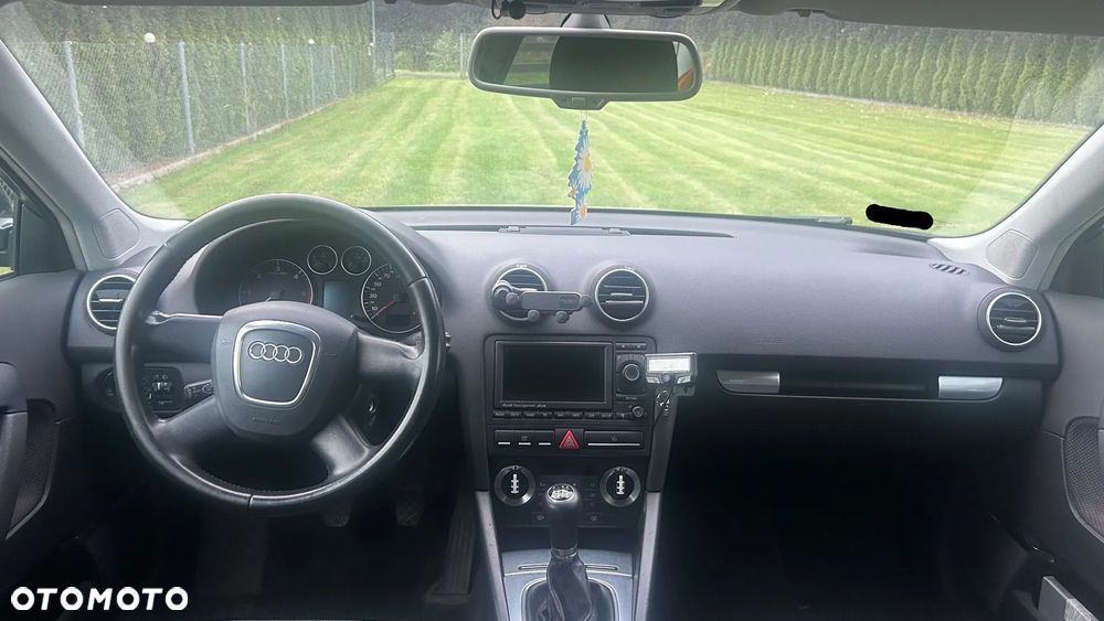 Audi A3 Sportback 2.0 TDI Attraction - 3