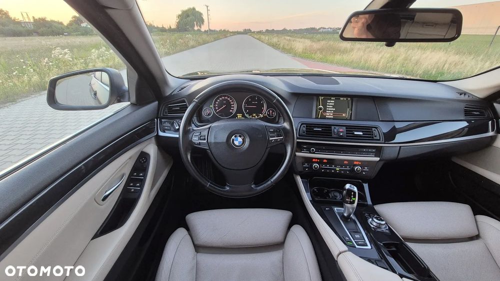 BMW Seria 5 520d - 26