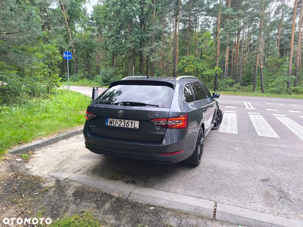 Skoda Superb 2.0 TDI Style - 7