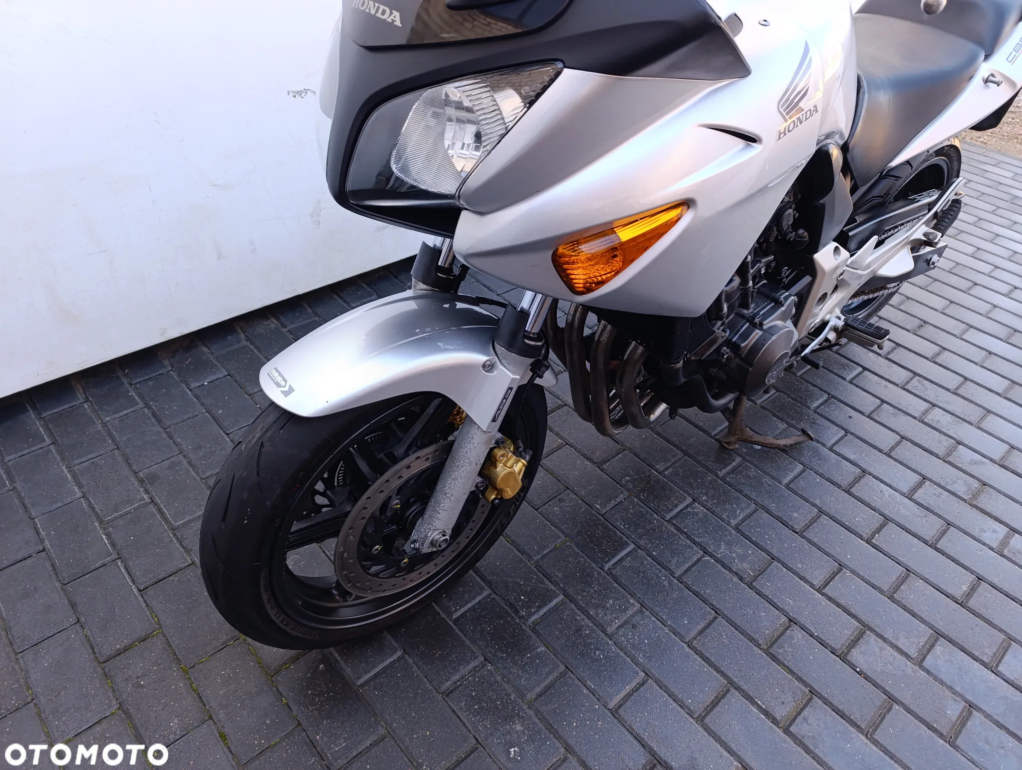 Honda CBF - 9