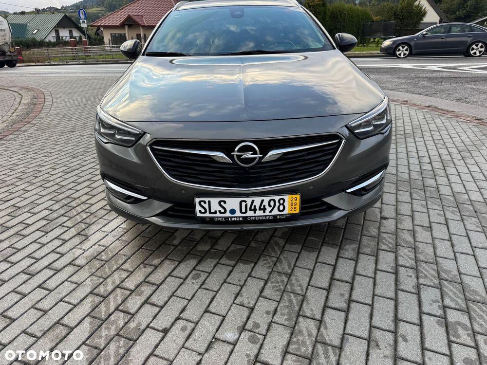 Opel Insignia Sports Tourer 2.0 BiTurbo Diesel 4x4 Ultimate Exclusive - 2