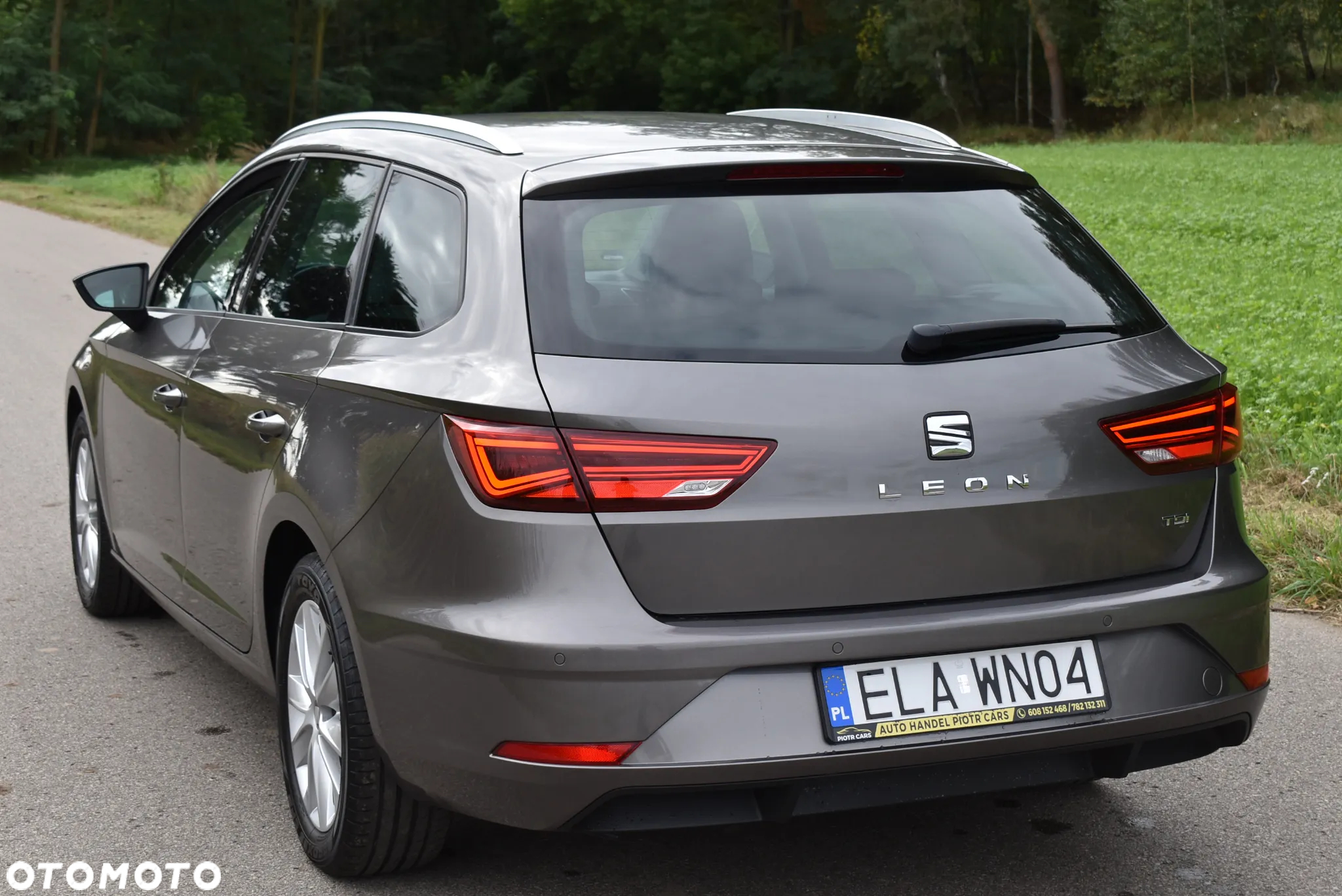 Seat Leon 1.6 TDI ECOMOTIVE Style - 6