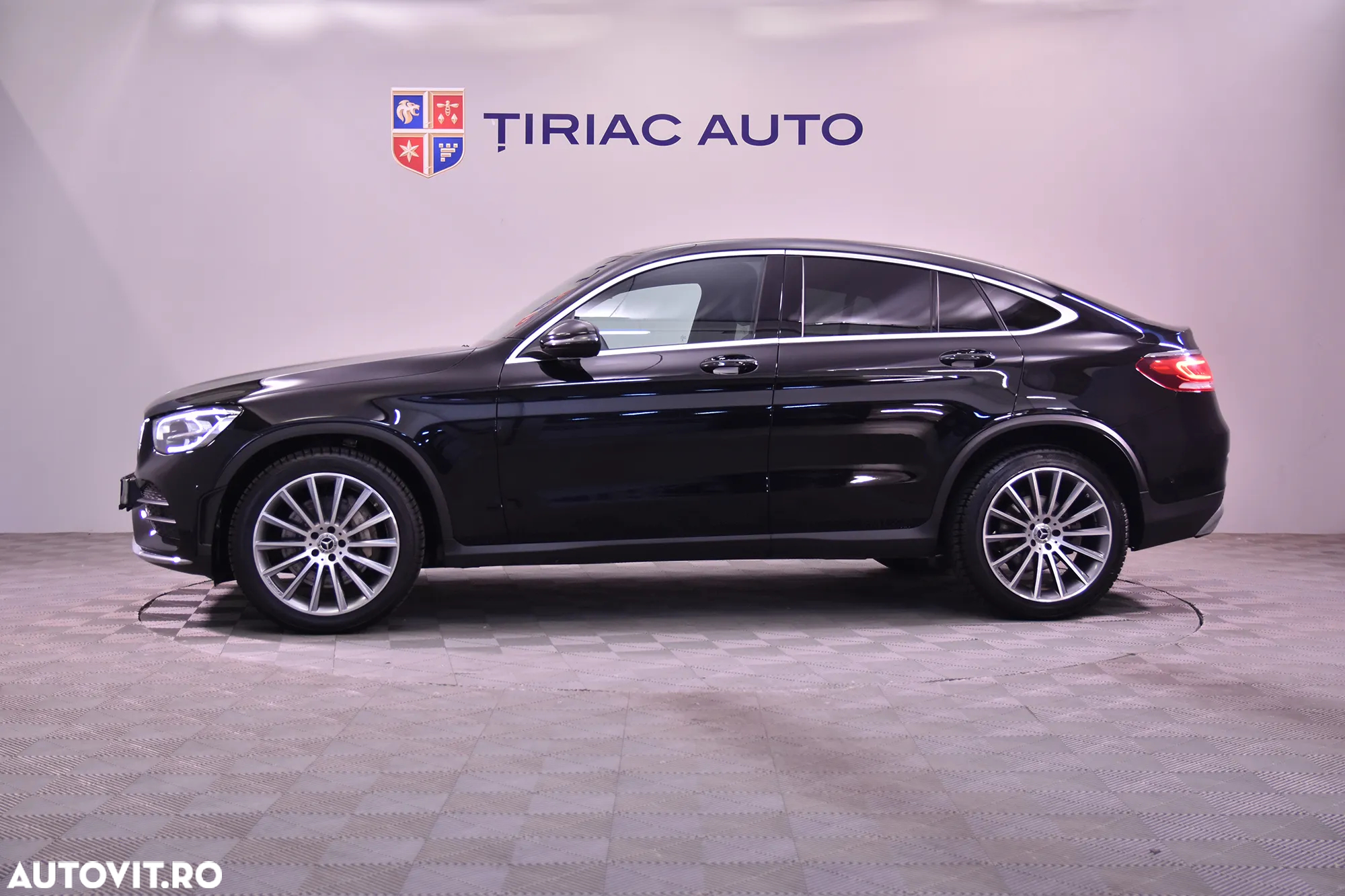 Mercedes-Benz GLC Coupe 220 d 4MATIC - 2