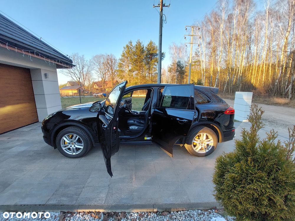 Porsche Cayenne - 26