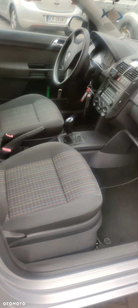 Volkswagen Polo 1.4 TDI DPF Comfortline - 9