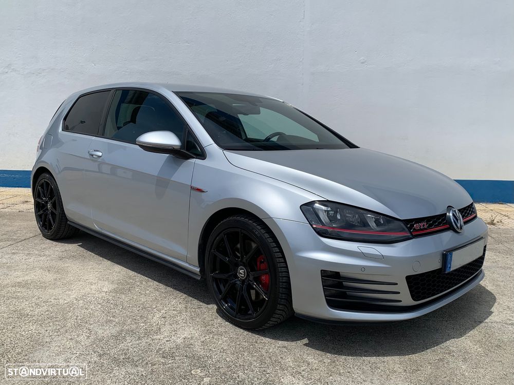 VW Golf 2.0 TSi GTi DSG Performance