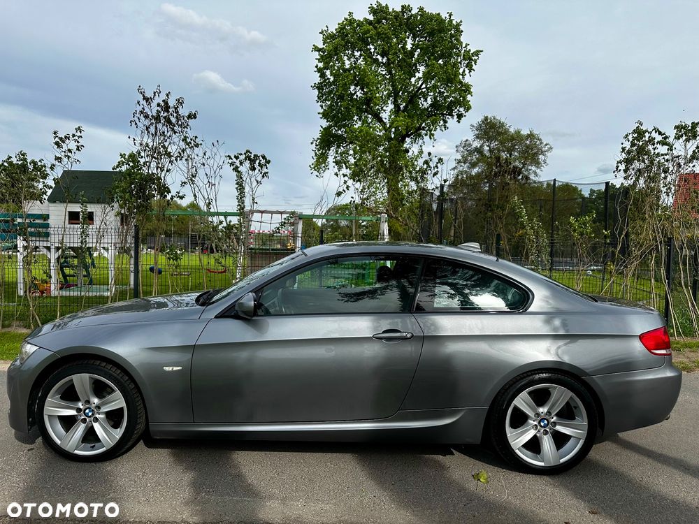 BMW Seria 3 320i M Sport Edition - 17