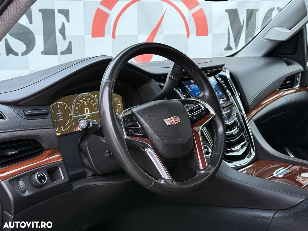 Cadillac Escalade - 15