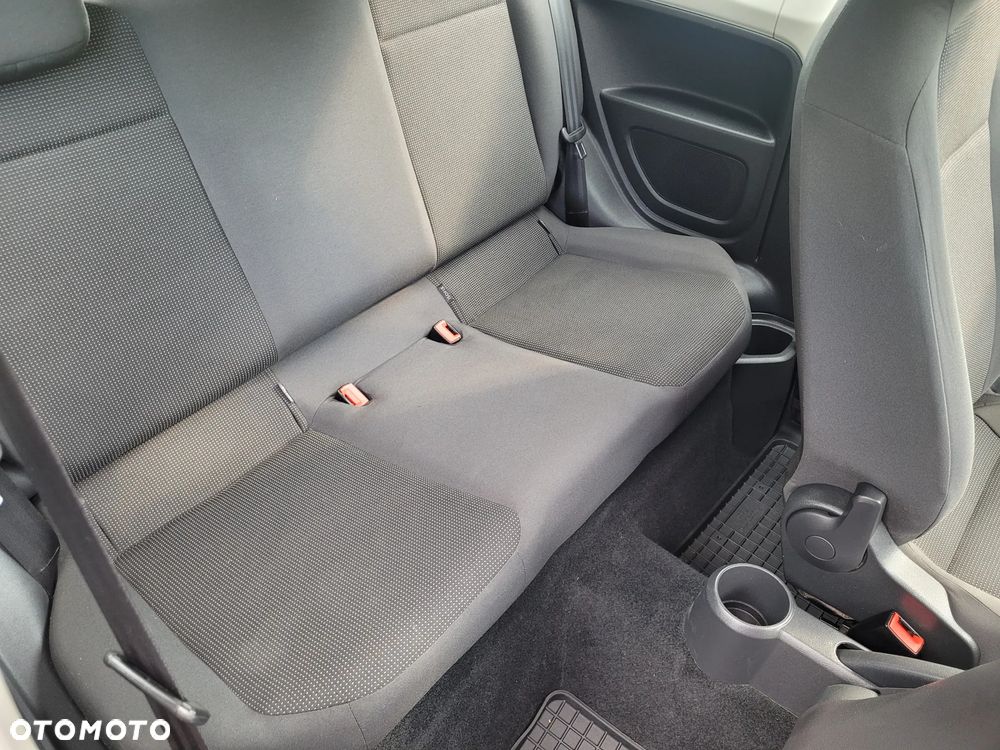 Volkswagen up! 1.0 move - 13