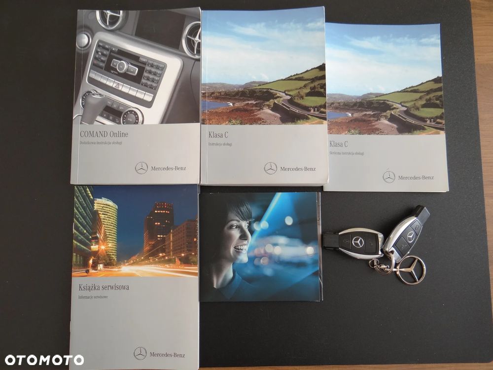 Mercedes-Benz Klasa C 180 CGI BlueEff Avantgarde - 18