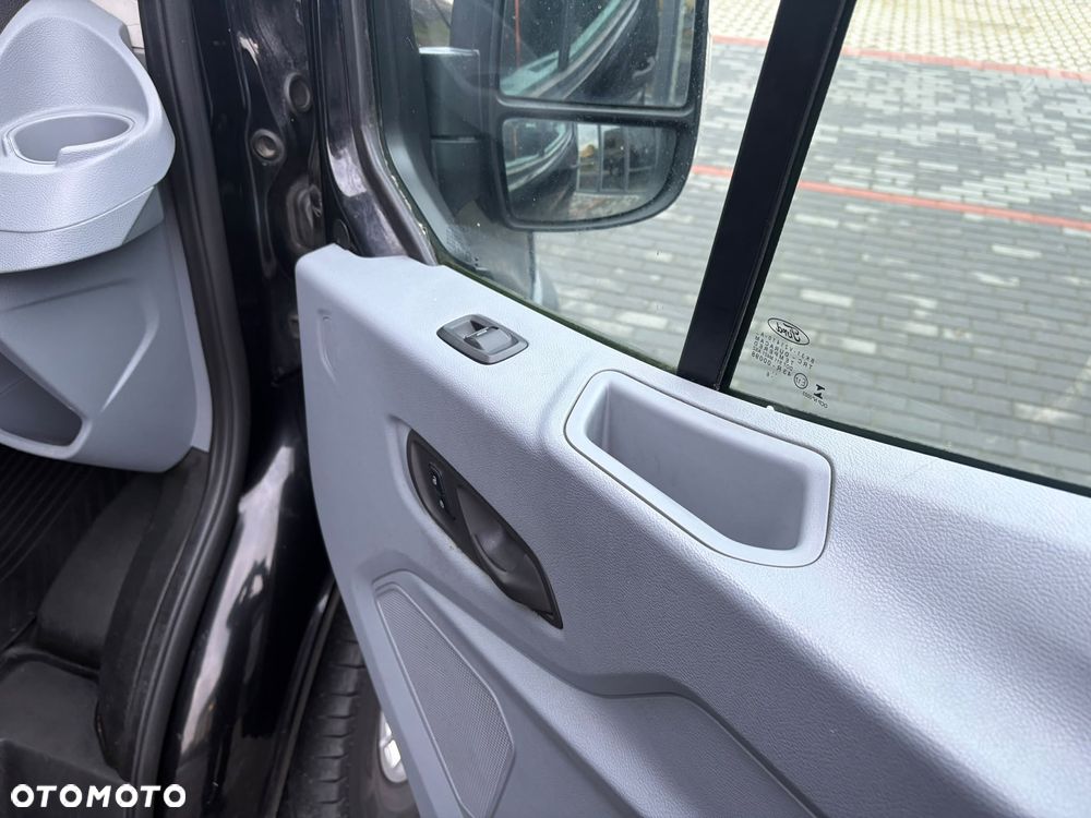 Ford Transit - 36