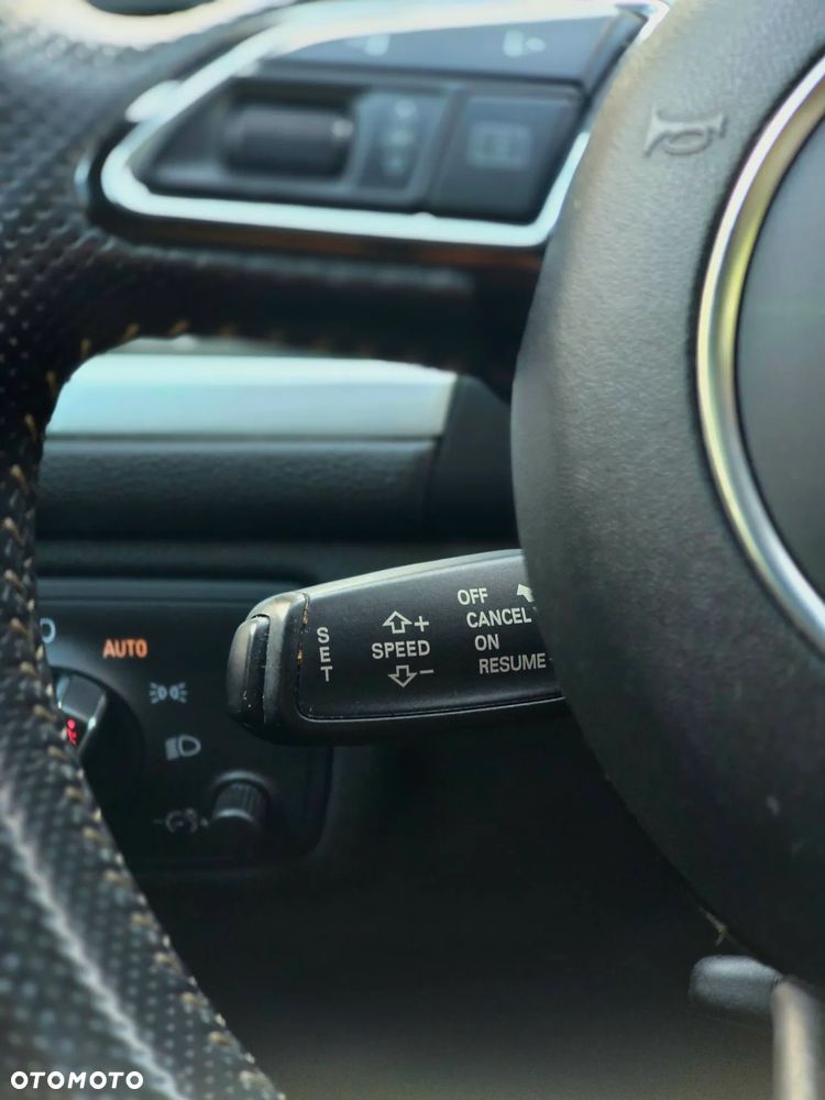 Audi A6 Avant 2.0 TDI Ultra DPF S tronic - 23