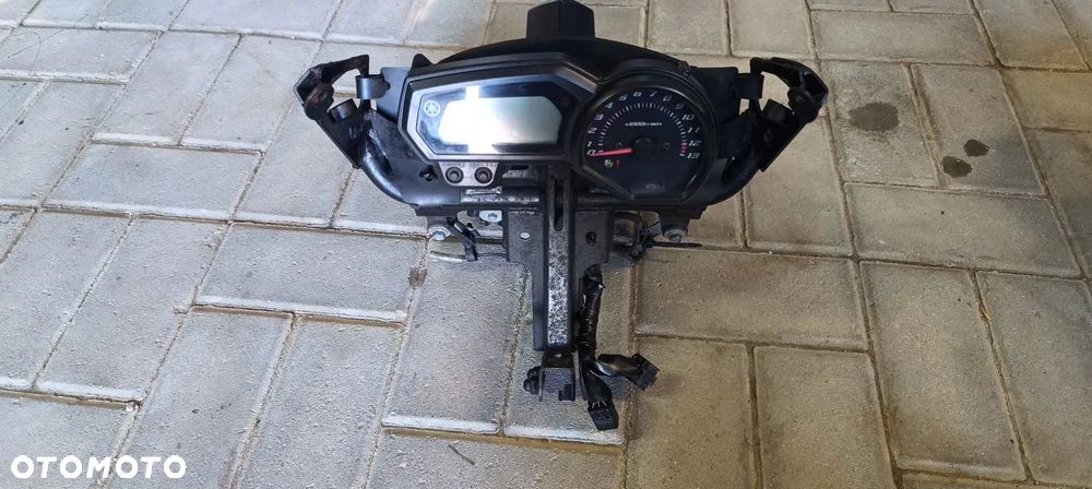 YAMAHA XJ6 REFLEKTOR LAMPA LICZNIK ZEGARY STELAŻ WYPEŁNIENIE OWIEWKA - 8