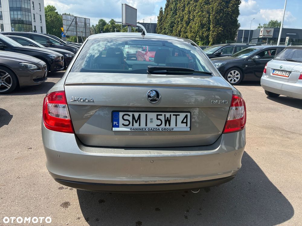 Skoda RAPID 1.4 TSI Elegance Max DSG - 6