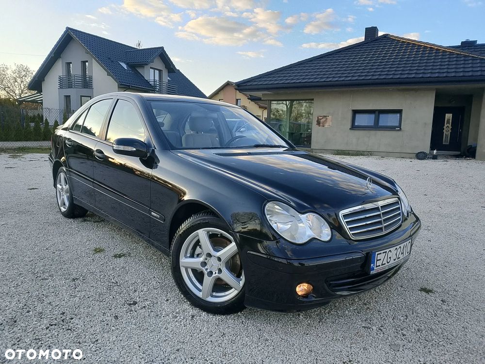 Mercedes-Benz Klasa C 220 T CDI Classic - 2