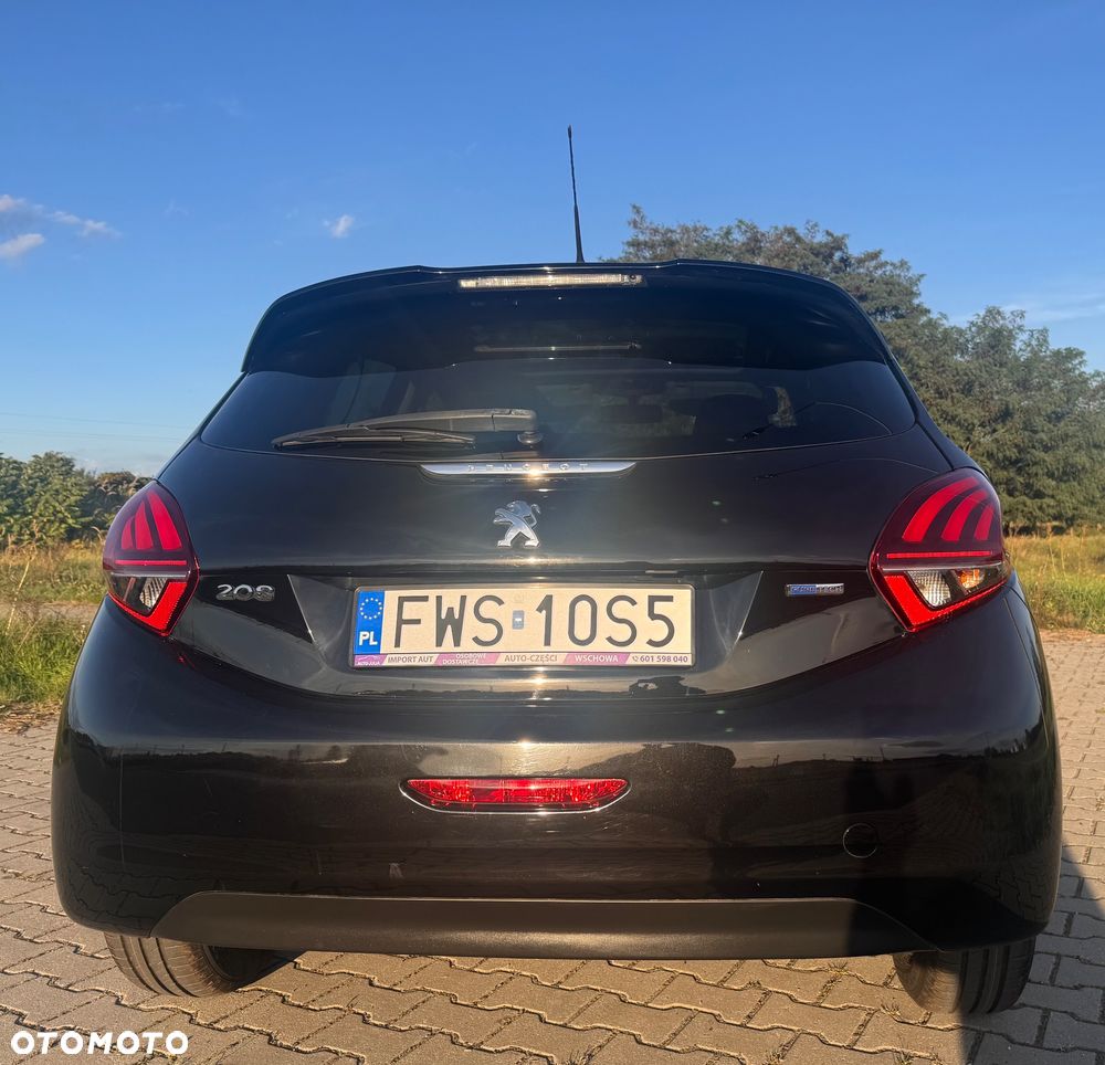 Peugeot 208 1.2 VTi Allure - 37