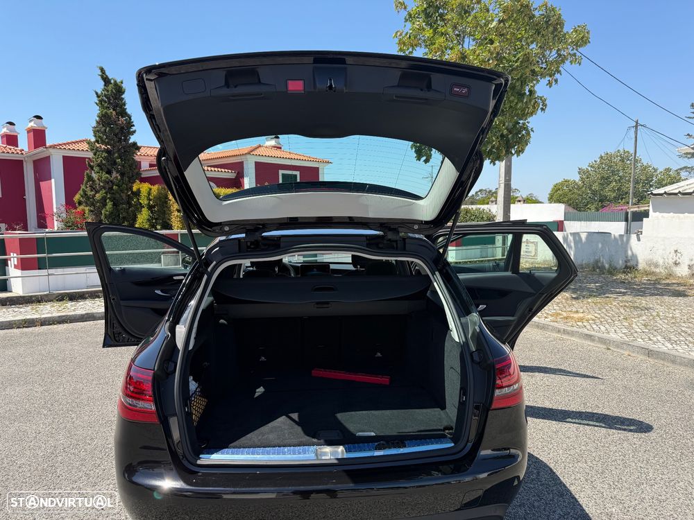 Mercedes-Benz C 220 d Avantgarde - 8