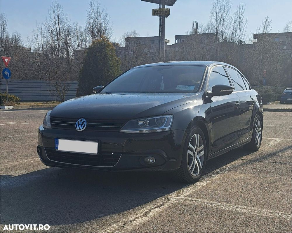 Volkswagen Jetta 1.6 TDI DPF Comfortline - 2