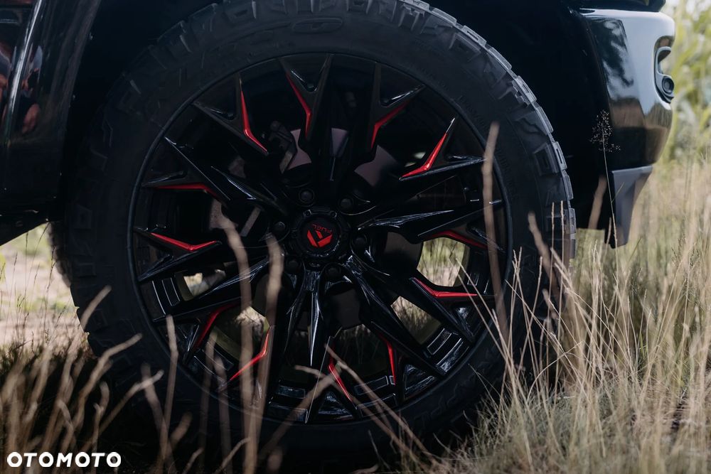 RAM 1500 Crew Cab Shortbed Limited - 10
