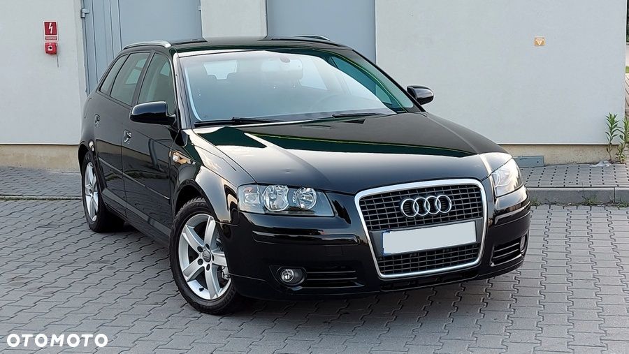 Audi A3 Sportback 2.0 TDI Ambiente - 9