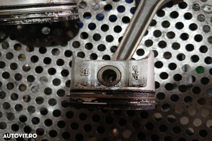 Piston motor Ford Fiesta 6 [2008 - 2013] Hatchback 5-usi - 2